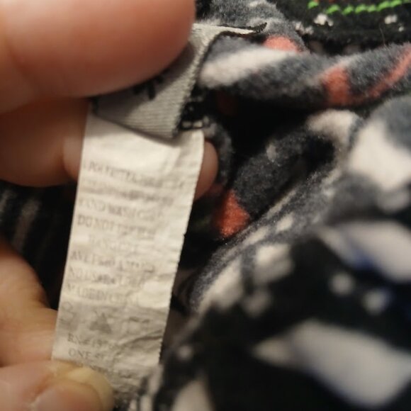 SILVER Brand Reindeer Snowflake Leggings pants One Size 22-28"W 27" L Pink Black - Picture 7 of 8